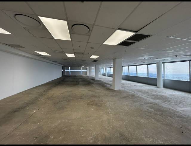 1,752M² OFFICE TO LET IN SANDTON CENTRAL